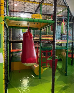 Indoor-Spielplatz